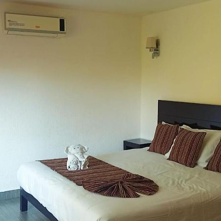 Hotel Punta Galeria Морелия Екстериор снимка