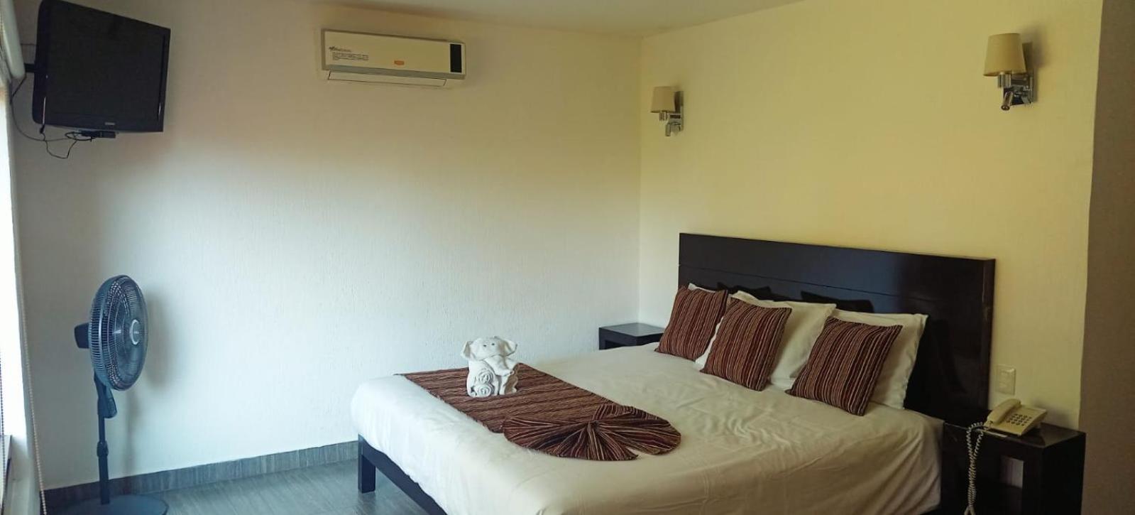 Hotel Punta Galeria Морелия Екстериор снимка